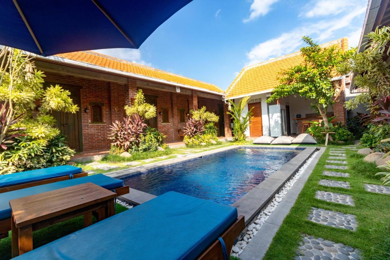 Pondok Juli Canggu Exteriör bild