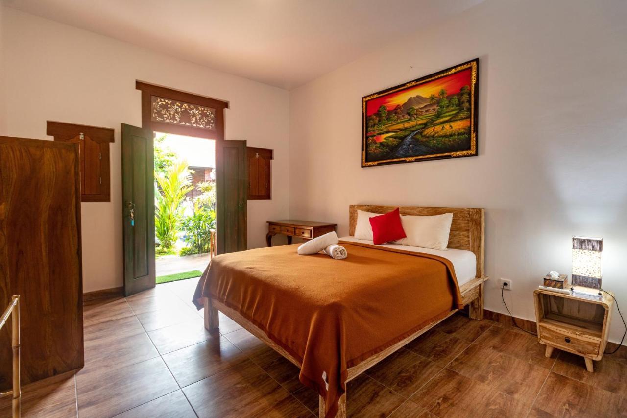 Pondok Juli Canggu Exteriör bild